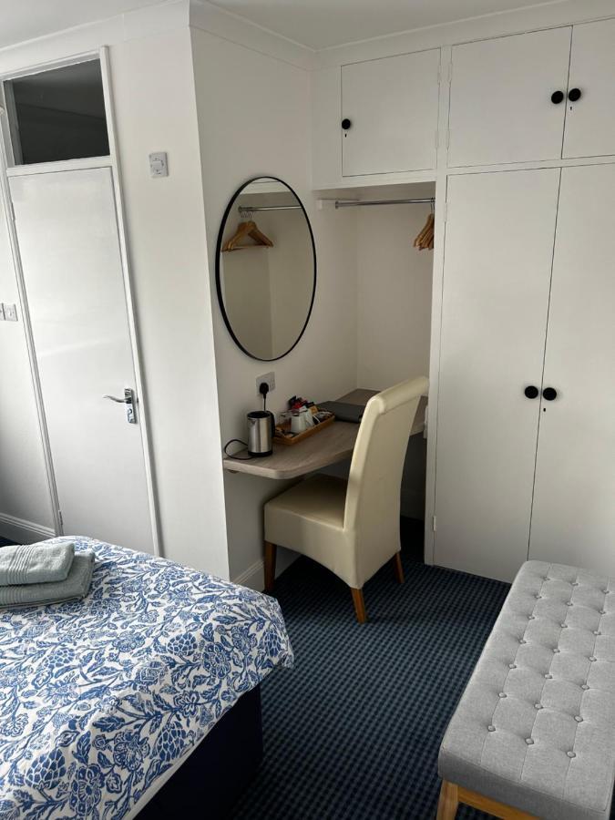 Lucerne B&B Lyme Regis Esterno foto