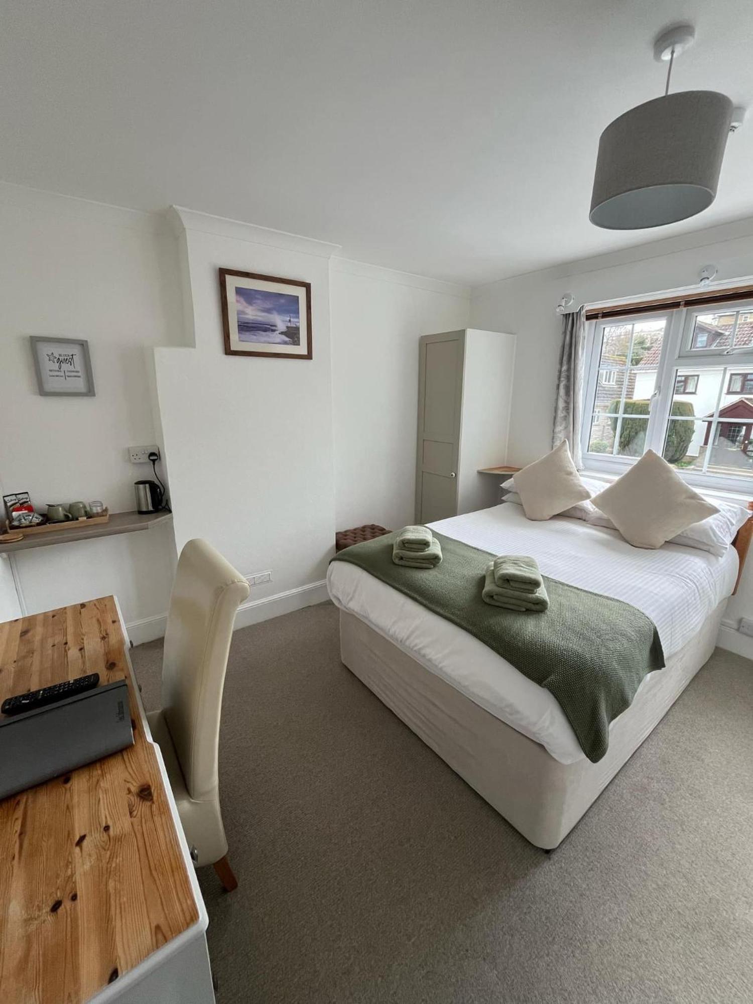 Lucerne B&B Lyme Regis Esterno foto