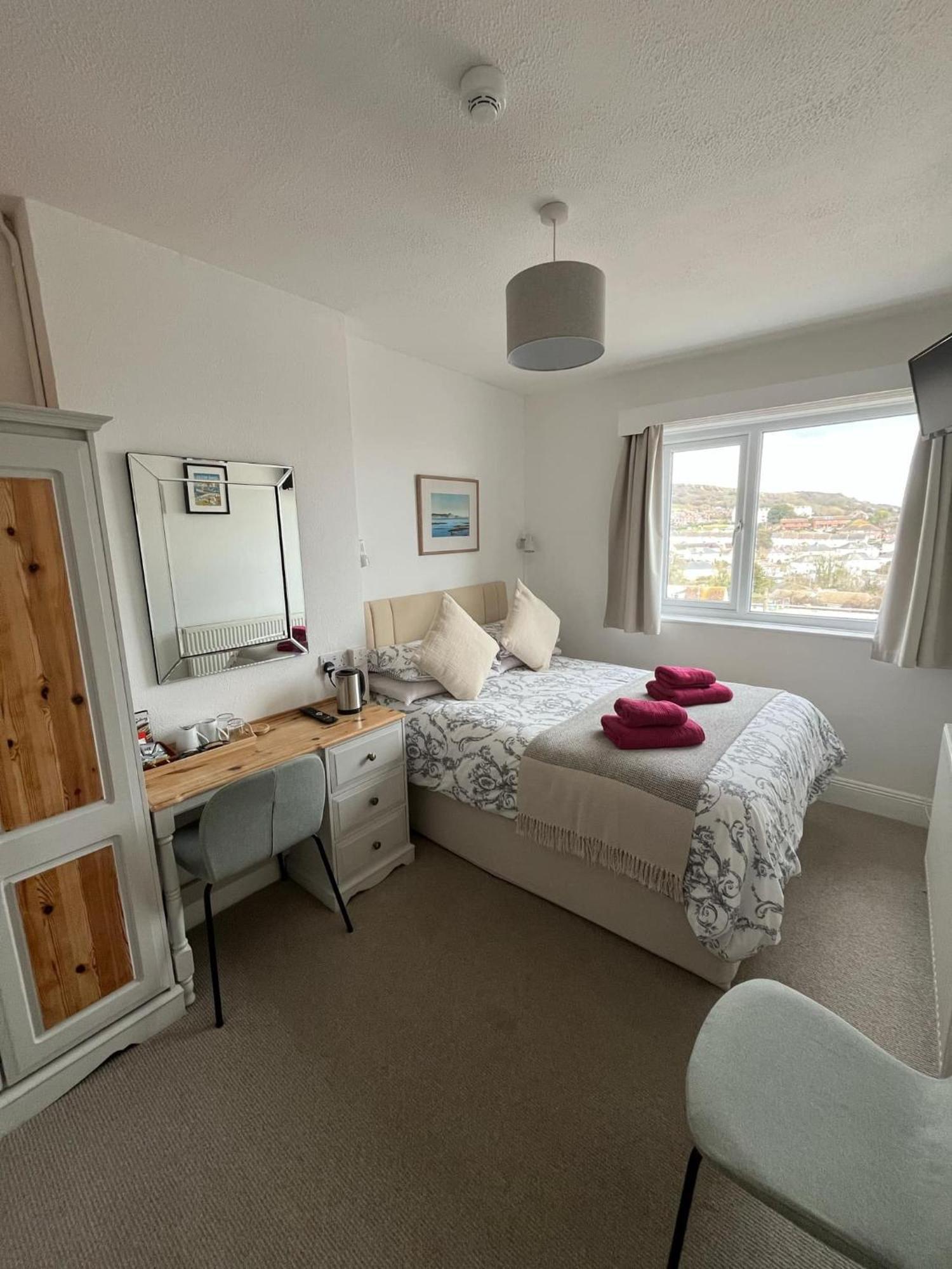 Lucerne B&B Lyme Regis Esterno foto